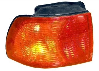 Левый фонарь SAT Toyota Ipsum  SXM10 (1998-2001) рестайлинг
