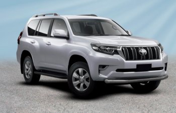 Защита переднего бампера Slitkoff (Ø 76 мм). Toyota Land Cruiser Prado  J150 (2017-2020) 2-ой рестайлинг (Сталь с полимерным покрытием. Цвет: серебристый)