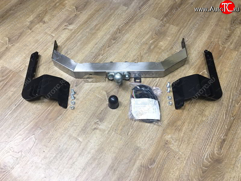 16 449 р. Фаркоп (тягово-сцепное устройство) TCC (надпись Toyota, кроме Executive)) Toyota Land Cruiser 200 1-ый рестайлинг (2012-2015) (Оцинкованный, шар F)  с доставкой в г. Керчь