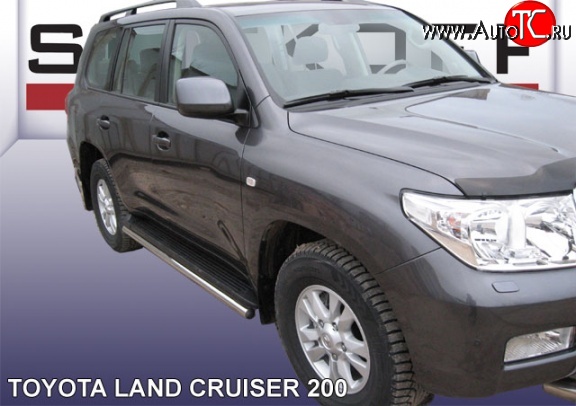 14 599 р. Защита штатных порогов из круглой трубы диаметром 57 мм Slitkoff  Toyota Land Cruiser  200 (2007-2012) дорестайлинг (Цвет: нержавеющая полированная сталь)  с доставкой в г. Керчь