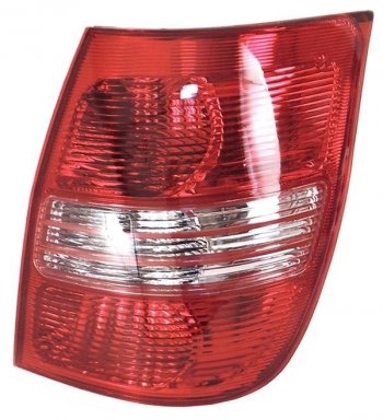Правый фонарь SAT Toyota Nadia  XN10 (2001-2003) рестайлинг минивэн