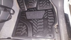 2 299 р. Коврики в салон Aileron 3D (правый руль) Toyota Prius XW30 дорестайлинг (2009-2011)  с доставкой в г. Керчь. Увеличить фотографию 3