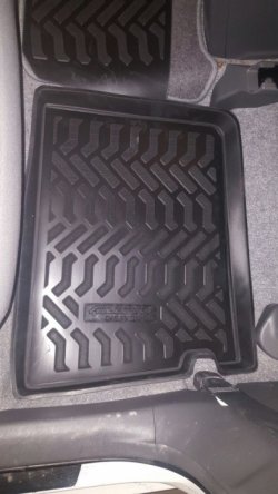 2 299 р. Коврики в салон Aileron 3D (правый руль) Toyota Prius XW30 дорестайлинг (2009-2011)  с доставкой в г. Керчь. Увеличить фотографию 7