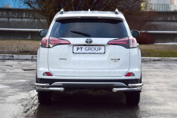 18 899 р. Защита заднего бампера Petroil Tuning (уголки двойные, d63/51)  Toyota RAV4  XA40 (2015-2019) 5 дв. рестайлинг (Нержавеющая полированная сталь)  с доставкой в г. Керчь. Увеличить фотографию 2