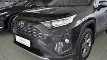 Дефлектор капота SIM Toyota RAV4 XA50 5 дв. дорестайлинг (2018-2025)