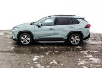 17 399 р. Пороги алюминиевые Slitkoff  Toyota RAV4  XA50 (2018-2025) 5 дв. дорестайлинг (Standart Silver)  с доставкой в г. Керчь. Увеличить фотографию 3