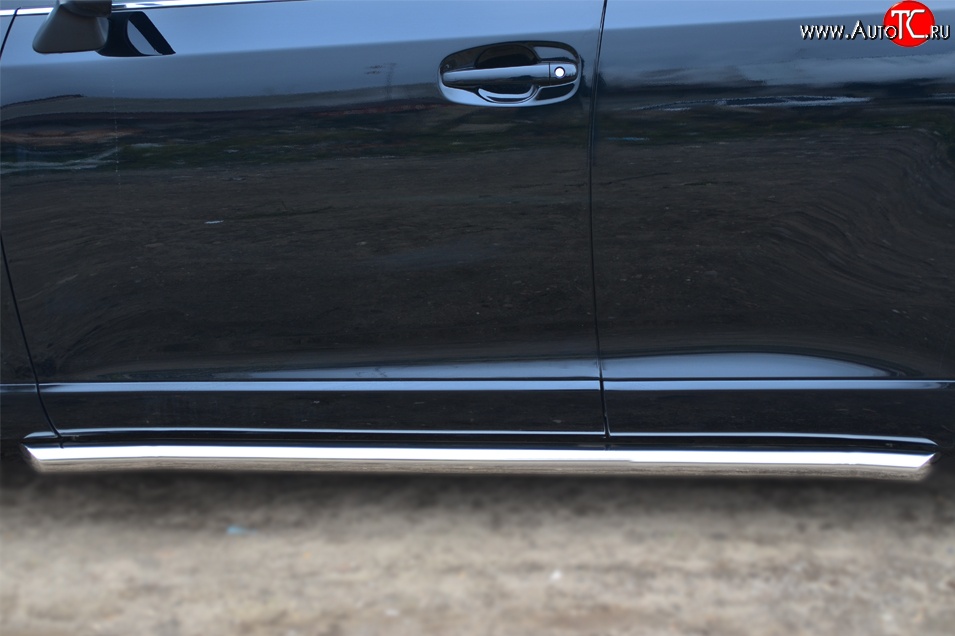 12 299 р. Защита порогов из круглой трубы диаметром 63 мм Russtal Toyota Venza GV10 рестайлинг (2012-2016) (Защита порогов с со скосами на торцах (вариант 1))  с доставкой в г. Керчь