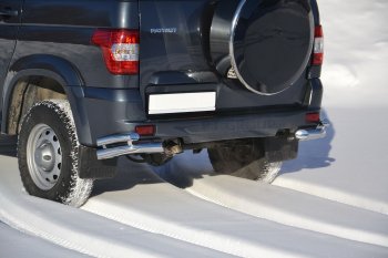 17 249 р. Защита заднего бампера Petroil Tuning (уголки двойные, d63/51)  Уаз Патриот  3163 5-дв. (2014-2016) 1-ый рестайлинг (Нержавеющая полированная сталь)  с доставкой в г. Керчь. Увеличить фотографию 3