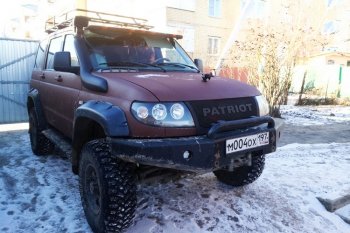 8 699 р. Решетка радиатора CrTuning - Чёрный БРУТ Уаз Патриот 3163 5 дв. дорестайлинг (2005-2013) (Установка с металлическим бампером, Без надписи PATROT)  с доставкой в г. Керчь. Увеличить фотографию 2