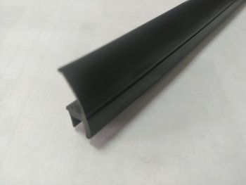 Универсальный уплотнитель FlexLine (18 mm, 1 погонный метр)  