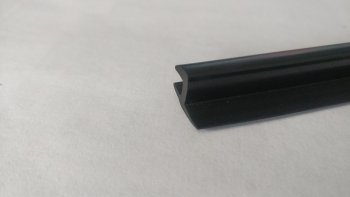 197 р. Универсальный уплотнитель FlexLine (8 mm U-LIP, 1 погонный метр) KIA Optima 2 MG седан (2005-2010)  с доставкой в г. Керчь. Увеличить фотографию 4