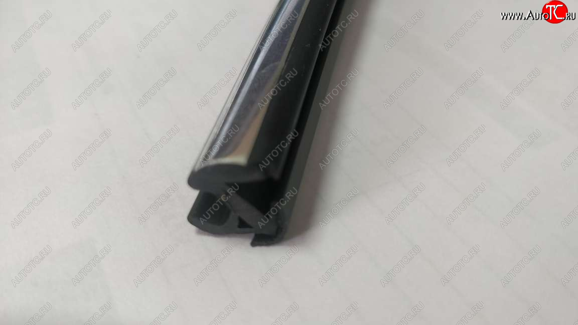 109 р. Универсальный уплотнитель FlexLine (8 mm U-LIP 2 лепестка, хромированная полоса, 1 погонный метр) KIA Optima 2 MG седан (2005-2010)  с доставкой в г. Керчь
