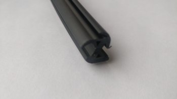 197 р. Универсальный уплотнитель FlexLine (8 mm U-LIP 2 лепестка, 1 погонный метр) KIA Shuma (2001-2004)  с доставкой в г. Керчь. Увеличить фотографию 2