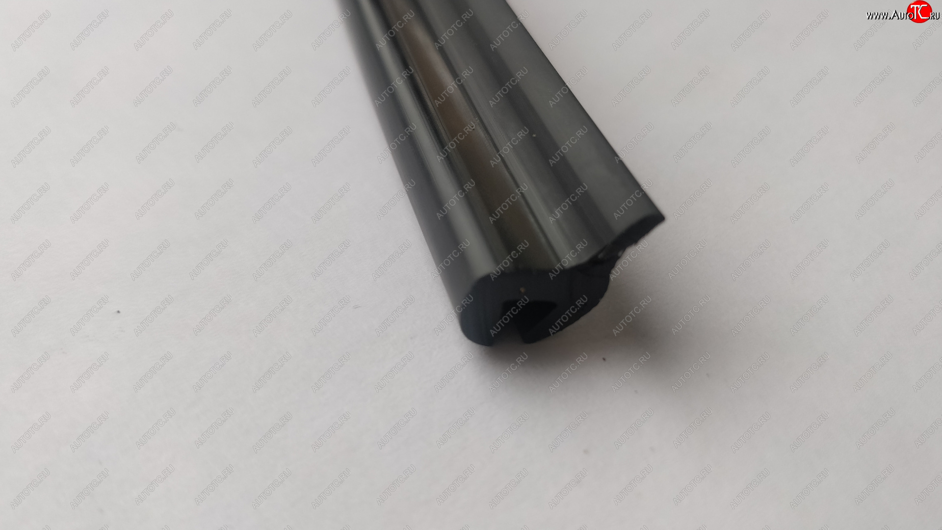 197 р. Универсальный уплотнитель FlexLine (жесткий профиль 8 mm U-LIP, 1 погонный метр) Ford Focus 3 седан рестайлинг (2014-2019)  с доставкой в г. Керчь
