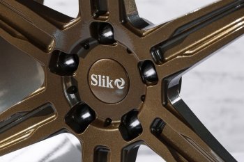 35 499 р. Кованый диск Slik PREMIUM L-831 8.0x18   (Бронза (BRZ))  с доставкой в г. Керчь. Увеличить фотографию 2