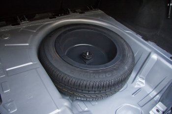 1 599 р. Органайзер в запасного колеса ArtForm (R15) Toyota Corolla Runx E120 хэтчбэк 5 дв. дорестайлинг (1999-2002)  с доставкой в г. Керчь. Увеличить фотографию 4