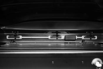 26 849 р. Багажный бокс (310 л 150х76х35 см, двусторонний) LUX IRBIS 150 Opel Mokka  дорестайлинг (2012-2016) (серый матовый)  с доставкой в г. Керчь. Увеличить фотографию 12
