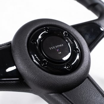 3 389 р. Рулевое колесо Sport Extrim Delux (Ø360 мм)  ВИС 2346 ( бортовой,  фургон,) (1998-2025), ВИС 23461 ( бортовой,  фургон,) (1998-2025), Лада 2101 (1970-1988), Лада 2102 (1971-1985), Лада 2103 (1972-1984), Лада 2104 (1984-2012), Лада 2105 (1979-2010), Лада 2106 (1975-2005), Лада 2107 (1982-2012), Лада Нива 4х4  2121 (1977-2019), Лада нива 4х4 ( 2131,  2329,  2121-80,  2121 Бронто,  2121,  2121 (Legend)) (1993-2025) (Черный)  с доставкой в г. Керчь. Увеличить фотографию 3