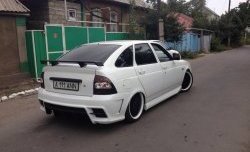 Задний бампер на автомобиль Лекс Лада Приора  2172 (2008-2014) хэтчбек дорестайлинг