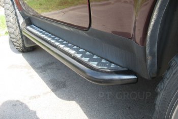 7 949 р. Порожки для ног из трубы Ø51 с алюминиевой площадкой URBAN Petroil Tuning Лада Нива 4х4 2121 3 дв. дорестайлинг (1977-2019) (Сталь с полимерным покрытием в цвет: черный ❞Шагрень❝)  с доставкой в г. Керчь. Увеличить фотографию 3