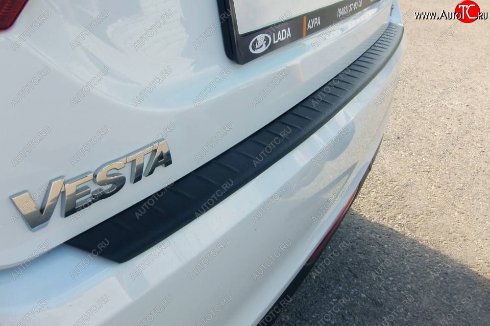 1 059 р. Накладка защитная на задний бампер Petroil Tuning  Лада Веста ( 2180,  SW 2181) (2015-2023) седан дорестайлинг, универсал дорестайлинг (Текстурная поверхность)  с доставкой в г. Керчь
