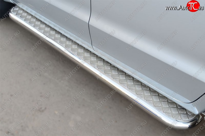 30 799 р. Порожки для ног (труба Ø63) SLITKOFF  Volkswagen Amarok (2009-2016) дорестайлинг (лист - алюминий, профиль - сталь)  с доставкой в г. Керчь