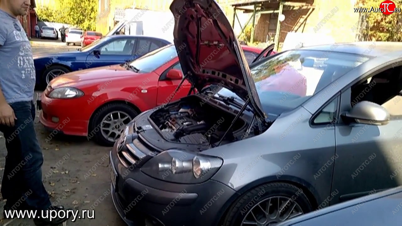 2 049 р. Упоры капота Russtal Volkswagen Golf Plus 6 (2009-2014)  с доставкой в г. Керчь