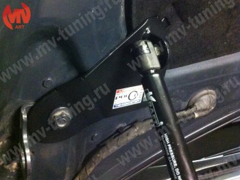 2 969 р. Упор капота MV-Tuning (одинарный)  Volkswagen Golf Plus ( 5,  6) (2004-2014)  с доставкой в г. Керчь. Увеличить фотографию 2