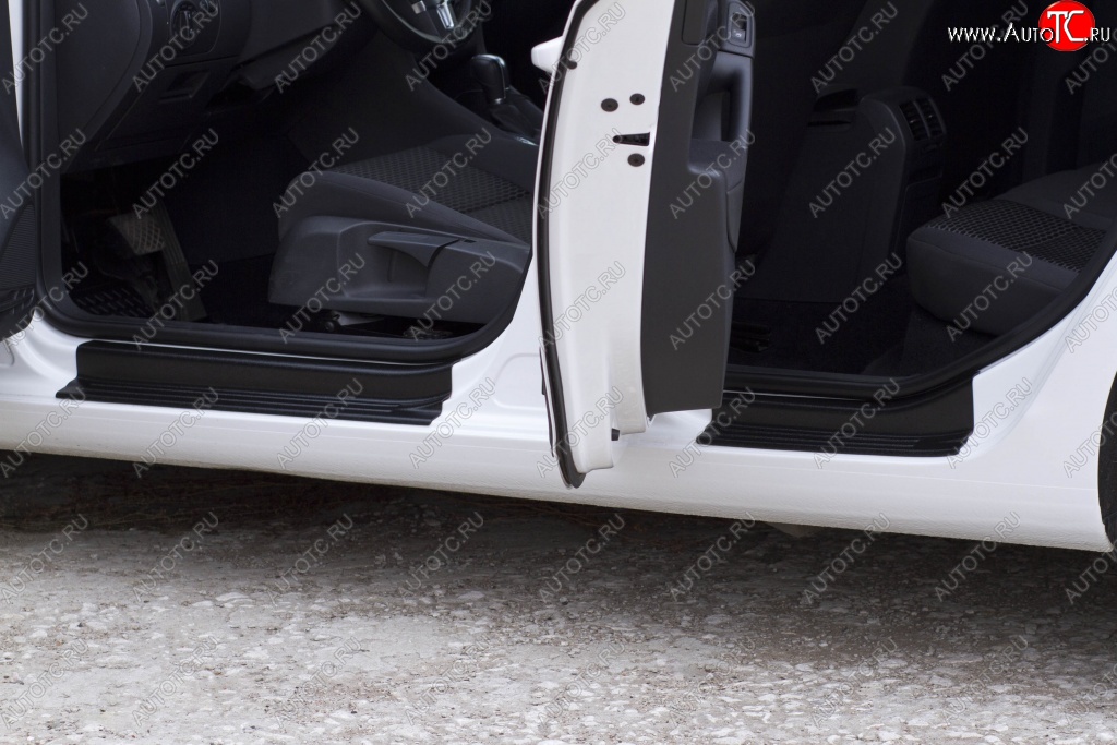 2 399 р. Накладки на порожки RA v2 (комплект)  Volkswagen Golf  6 (2008-2014) хэтчбэк 5 дв.  с доставкой в г. Керчь