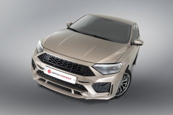 23 049 р. Передний бампер REBOOT Volkswagen Polo Mk6 лифтбек (2020-2022) (Окрашенный в один цвет без выделений (вставки/сетки по умолчанию не окрашиваются))  с доставкой в г. Керчь. Увеличить фотографию 2
