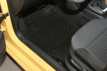 2 199 р. Комплект 3D ковриков салона Element (полиуретан) Volkswagen Polo 5 хэтчбек дорестайлинг (2009-2015) (Черные)  с доставкой в г. Керчь. Увеличить фотографию 2