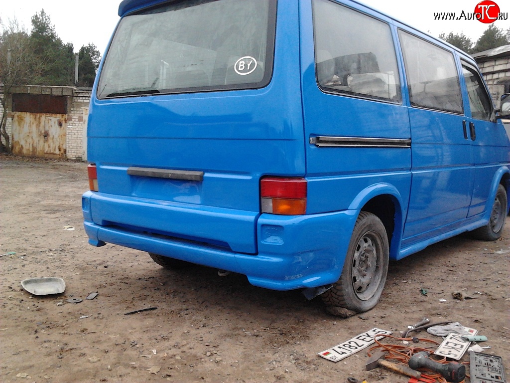 8 899 р. Задний бампер Luxe Volkswagen Transporter T4 дорестайлинг (1990-1996)  с доставкой в г. Керчь