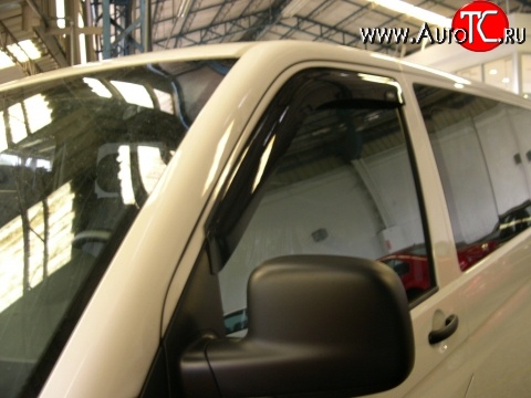 999 р. Комплект дефлекторов окон (ветровиков) 2 шт. Russtal Volkswagen Transporter T5 дорестайлинг (2003-2009)  с доставкой в г. Керчь