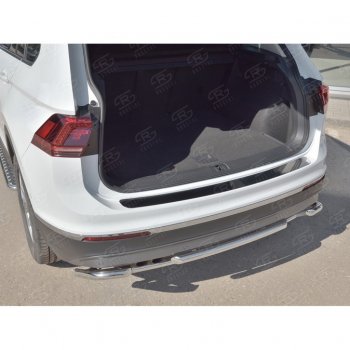 1 479 р. Накладка на задний бампер (лист нерж зеркальный) Russtal Volkswagen Tiguan Mk2 дорестайлинг (2016-2020) (Неокрашенная)  с доставкой в г. Керчь. Увеличить фотографию 2