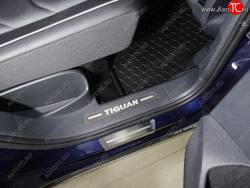 1 479 р. Пороги накладки задние ТСС  Volkswagen Tiguan  Mk2 (2016-2022) дорестайлинг, рестайлинг (нержавейка шлифованная, надпись Tiguan)  с доставкой в г. Керчь