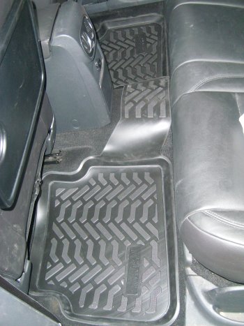 1 699 р. Коврики салона Aileron (3D с подпятником) Volkswagen Tiguan NF дорестайлинг (2006-2011)  с доставкой в г. Керчь. Увеличить фотографию 3