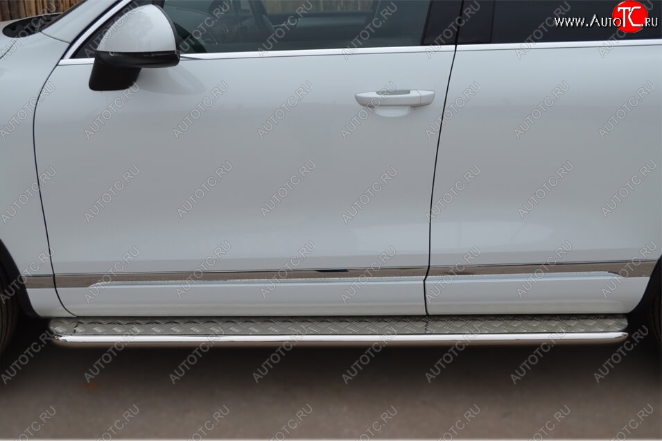 22 999 р. Широкая защита порогов с трубой d42 мм SLITKOFF v2 Volkswagen Touareg NF дорестайлинг (2010-2014)  с доставкой в г. Керчь